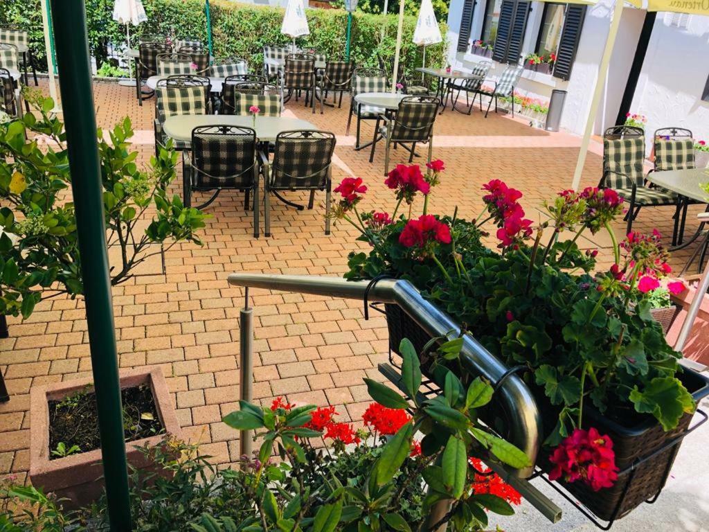 Gasthaus Blume Baden-Baden Eksteriør billede